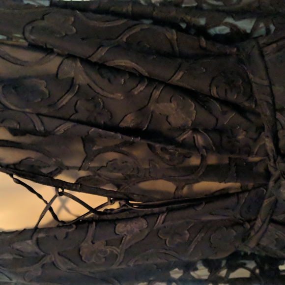 Intimates - Picture 5 of 6